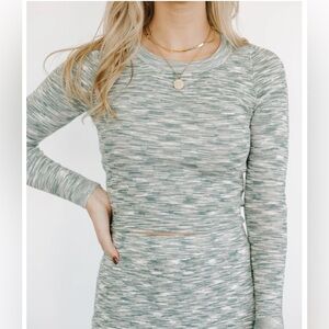 Sadie & Sage Green Full Moon Sweater Top NWT Size S